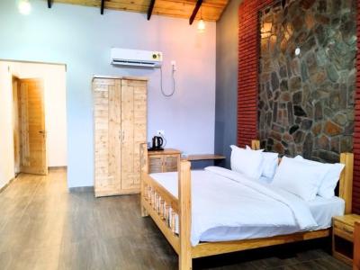 Tuskers Cottage Room