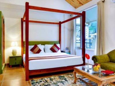 Club Royal Villa with balcony with Mountain view